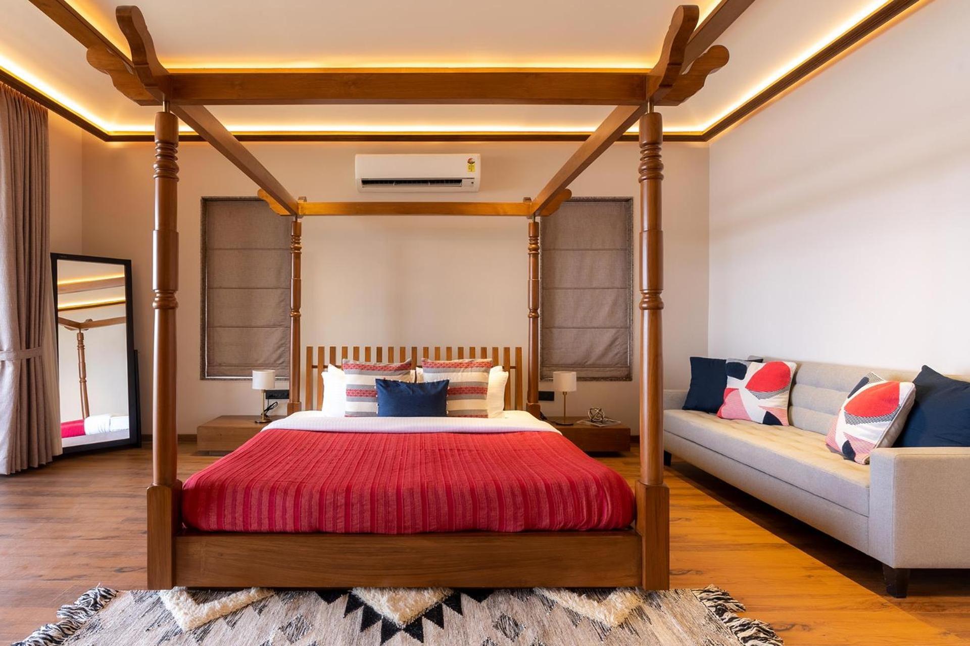 Pearl Lakeview Mansion By Stayvista - Lakeside Villa With Infinity Pool, Jacuzzi, In-House Theatre & Games Room 伊加特普里 外观 照片